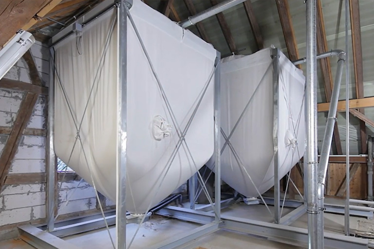 Livraison de granulés de bois en Charente-Maritime : un service local, fiable et économique