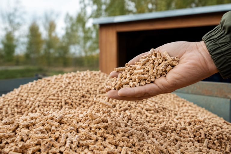 Quelle est la densité des granulés de bois : poids / volume ?